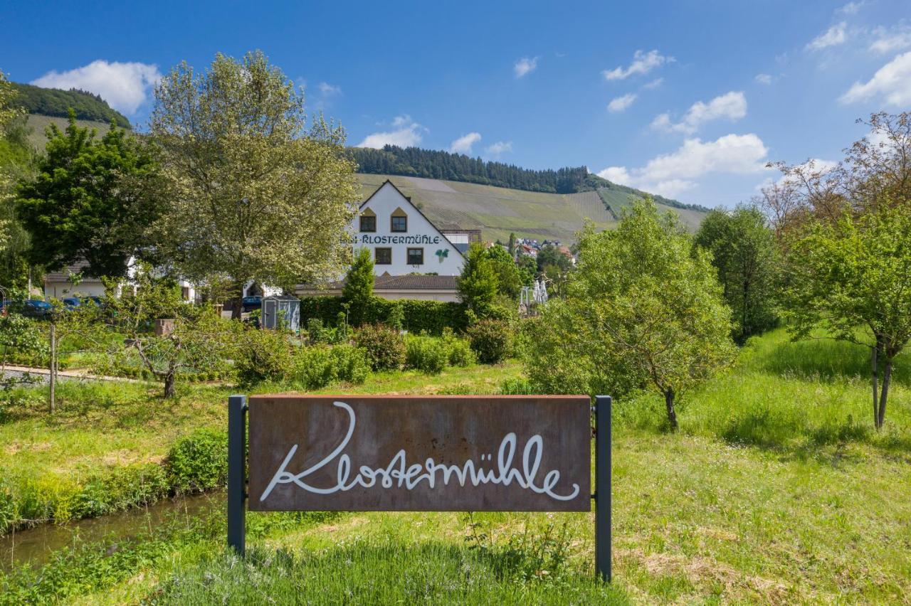 Weinhotel Restaurant Klostermuehle Ockfen Esterno foto